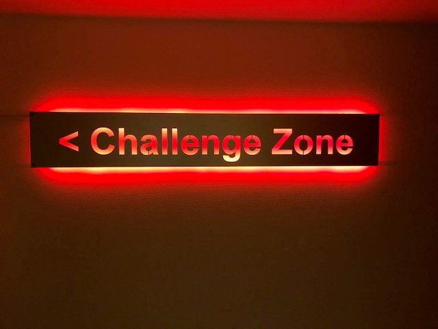 Vattenskärning skyltar 